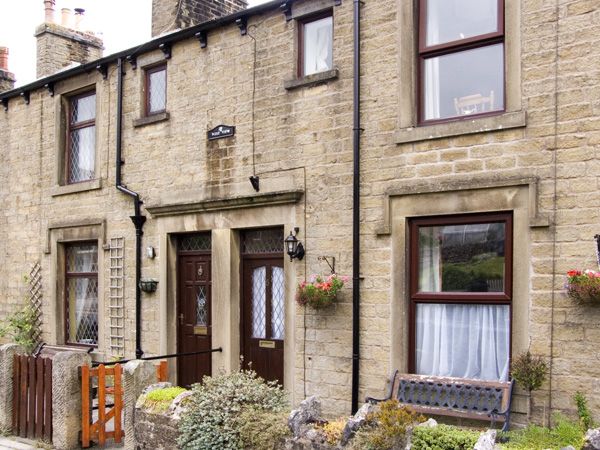 West View Cottage <br />Family Cottage, Horton-In-Ribblesdale, Yorkshire Dales (Ref 1001)