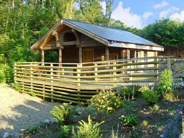 1 bedroom Cottage for rent in Amroth