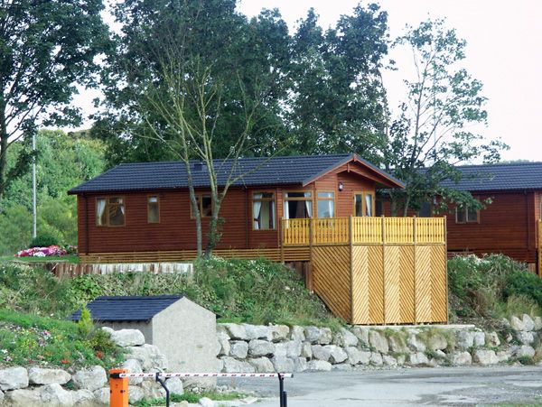 Lakeland Cabin Family Cottage South Lakeland Leisure Village Cumbria amp The Lake District Ref 1484 Lakeland Cabin Family Cottage South Lakeland Leisure Village Cumbria amp The Lake District Ref 1484