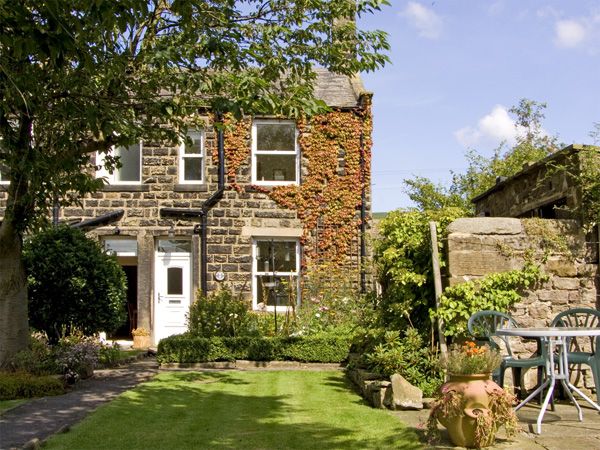 2 bedroom Cottage for rent in Skipton