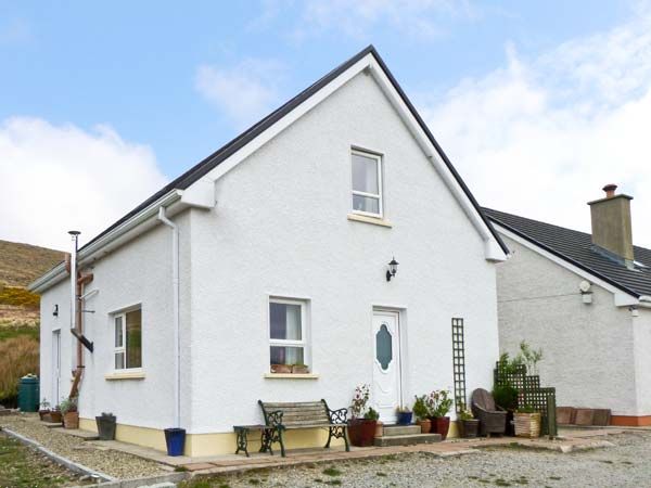 holiday let Glenties Straboy Garden Cottage