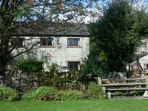 Rowan Cottage  <br />Cottage, Great Hucklow, Peak District (Ref 1538)