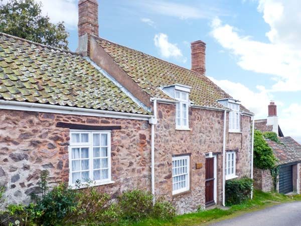 holiday let West Quantoxhead Moonfleat Cottage