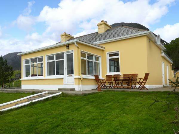 holiday let Recess, County Galway Illion Cottage