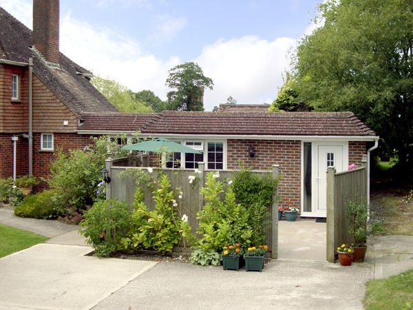 1 bedroom Cottage for rent in Haywards Heath