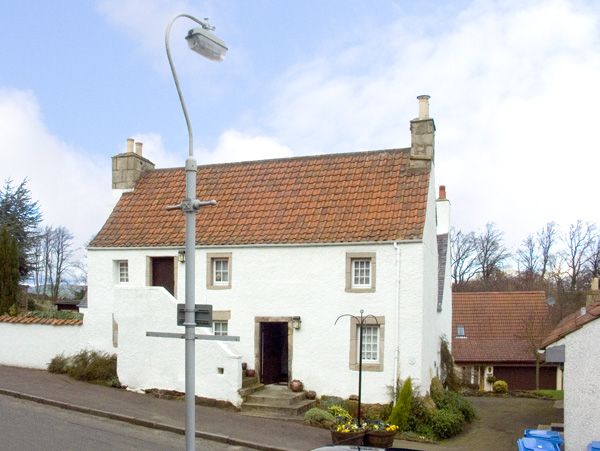 Steps House <br />Family Cottage (Ref 2054)