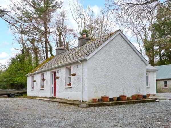 holiday let Kinlough, County Leitrim Tree Grove Cottage