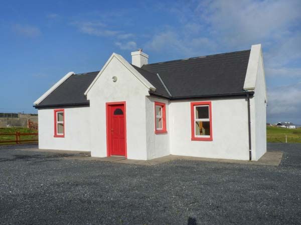 holiday let Achill Island, County Mayo Lakeside Cottage 2