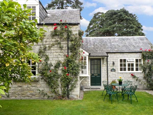 2 bedroom Cottage for rent in Hovingham