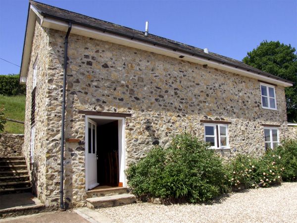 2 bedroom Cottage for rent in Honiton