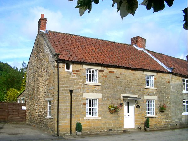 Brook Cottage <br />Family Cottage (Ref 346)