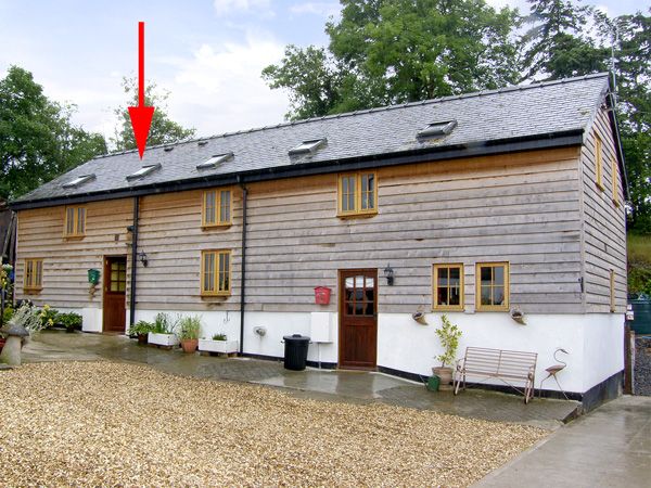 Dolfor holiday cottage