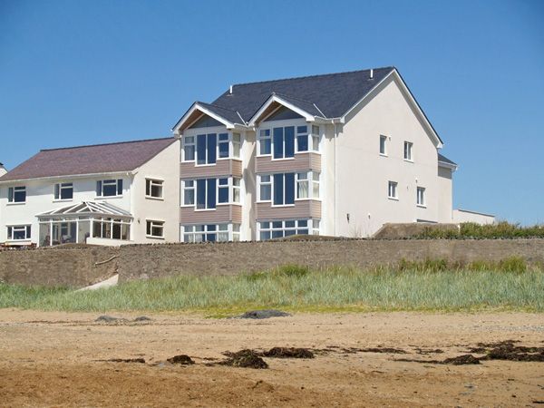 Aberffraw holiday cottage