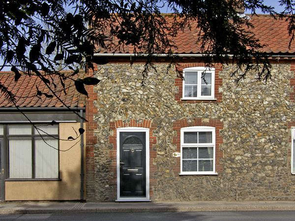 Flint Cottage <br />Pet-Friendly Cottage (Ref 3866)