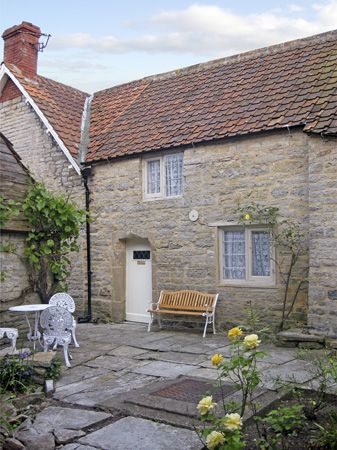 Betsy Cottage