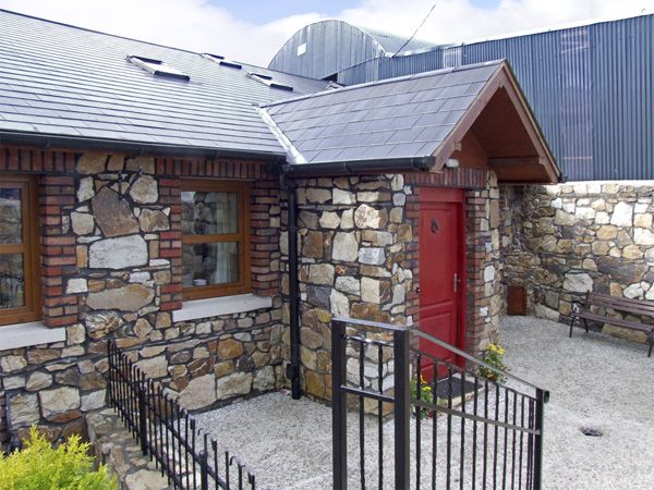 holiday let Ashford, County Wicklow No. 1 The Byre