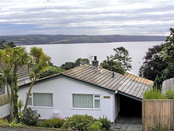 2 bedroom Cottage for rent in Saundersfoot