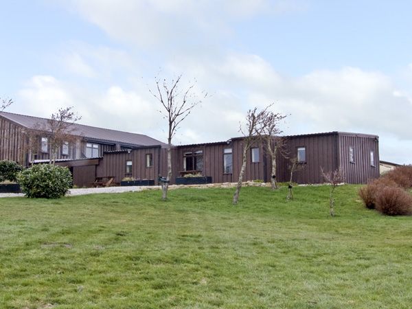 Laneshawbridge holiday cottage