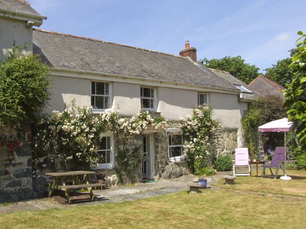 Chywoone Farmhouse
