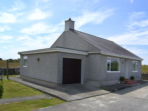 Llanerchymedd holiday cottage