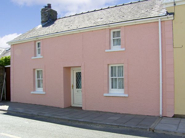 Abercastle holiday cottage
