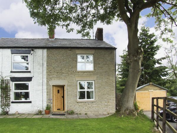 Hayfield holiday cottage