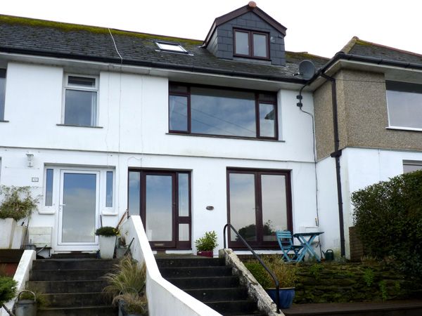 3 bedroom Cottage for rent in Falmouth