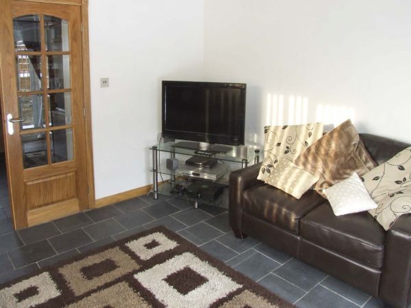 Charlesworth holiday cottage