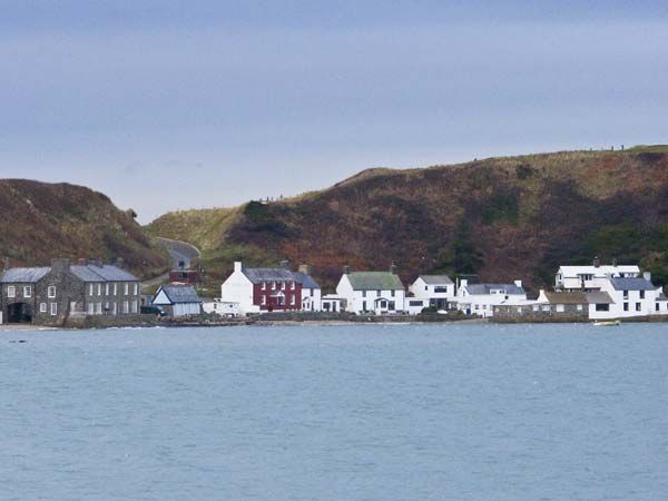 Fishing Holiday Cottages 18 Tywod Arian Beach Cottage, Morfa Nefyn, North Wales (Ref 4518) 
