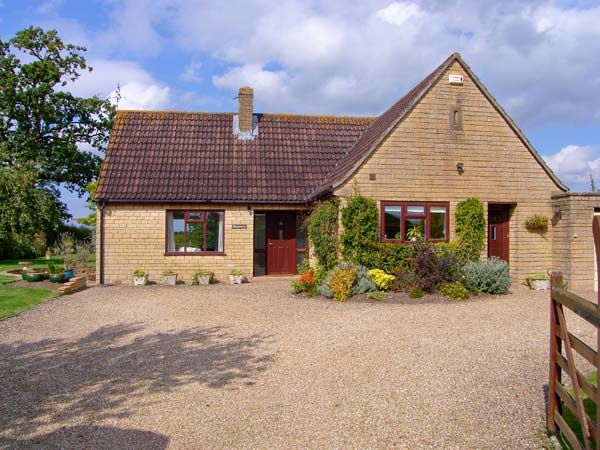 3 bedroom Cottage for rent in Gillingham