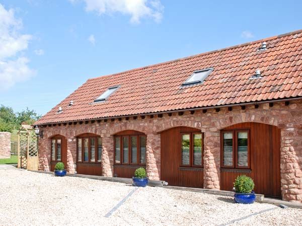 2 bedroom Cottage for rent in Watchet