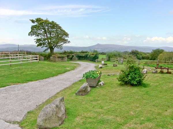 Nevern holiday cottage