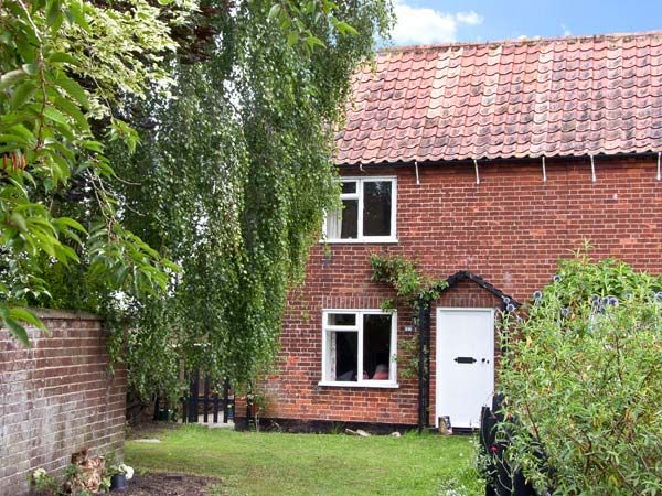 2 bedroom Cottage for rent in Eastbourne