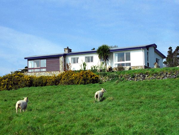 Aberffraw holiday cottage