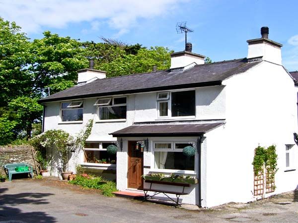 Anglesey Holiday Cottages Pen Lan Pet-Friendly Cottage, Llanfechell, Isle Of Anglesey, North Wales (Ref 7081) 