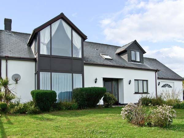 4 bedroom Cottage for rent in Haverfordwest