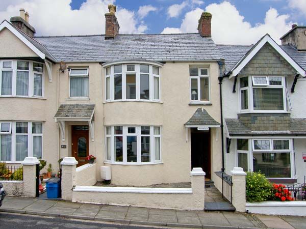 Sea Views Holiday Cottages Avondale Beach Cottage, Borth-Y-Gest, North Wales (Ref 8963) 
