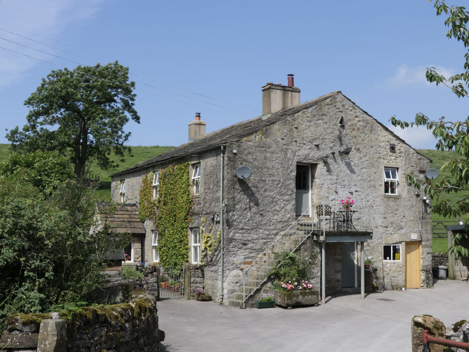 Malham Holiday Cottages Self Catering Accommodation In Malham